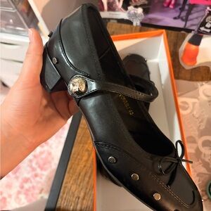 Elegant Black Women's Shoes